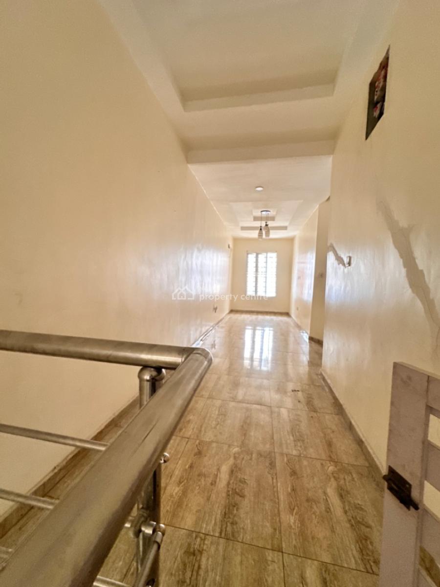 Well Maintained 4bedroom Duplex, Orchid Road, Lekki, Lagos, Terraced Duplex for Sale