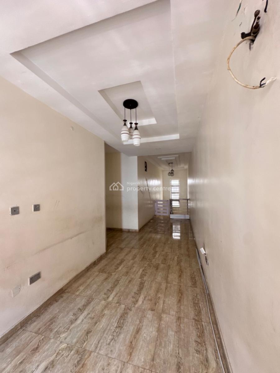Well Maintained 4bedroom Duplex, Orchid Road, Lekki, Lagos, Terraced Duplex for Sale
