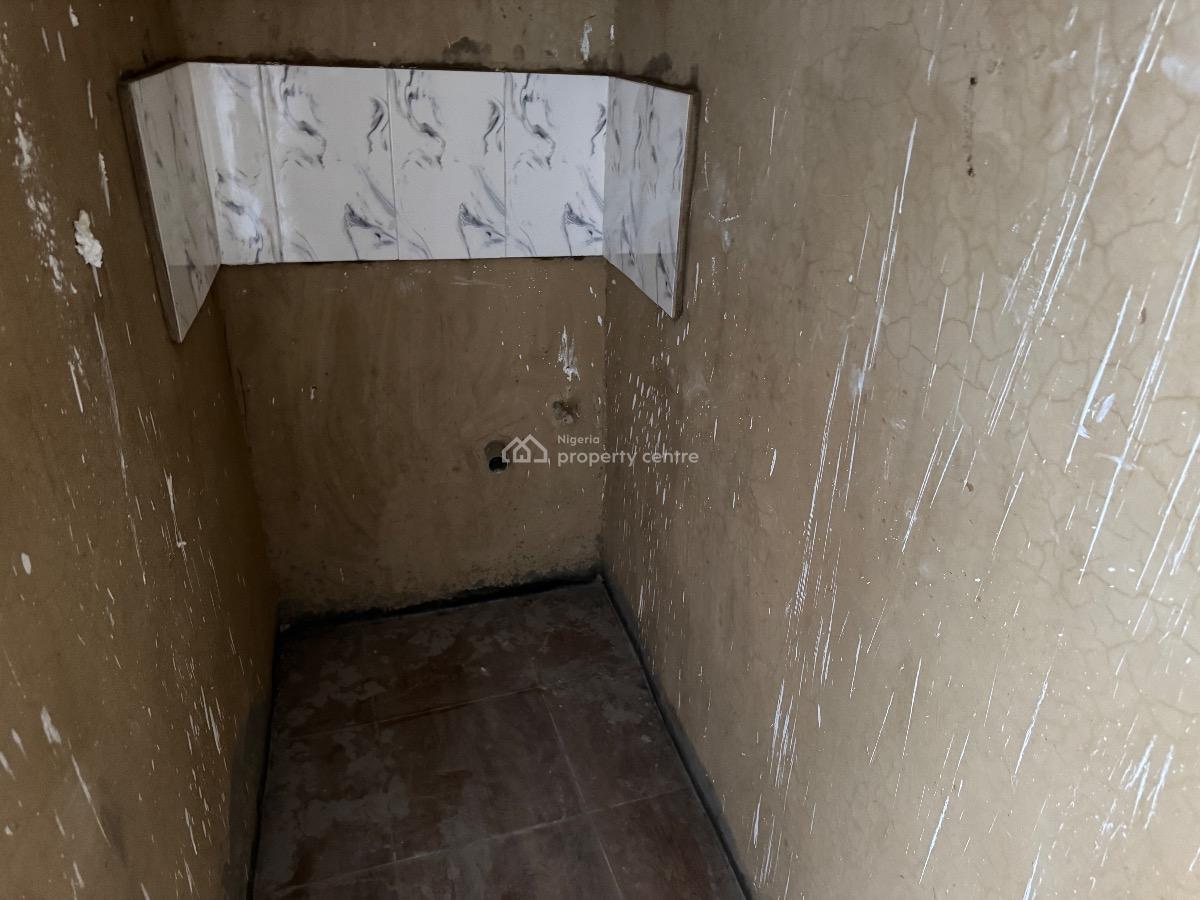 Luxury and Standard Studio Apartment in a Very Good Environment, Unilag Back Gate, Iwaya, Yaba, Lagos, Self Contain (single Rooms) for Rent