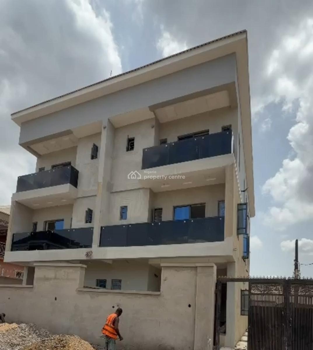 4 Bedroom Semi Detached Duplex, Off College Road, Ogba, Ikeja, Lagos, Semi-detached Duplex for Sale