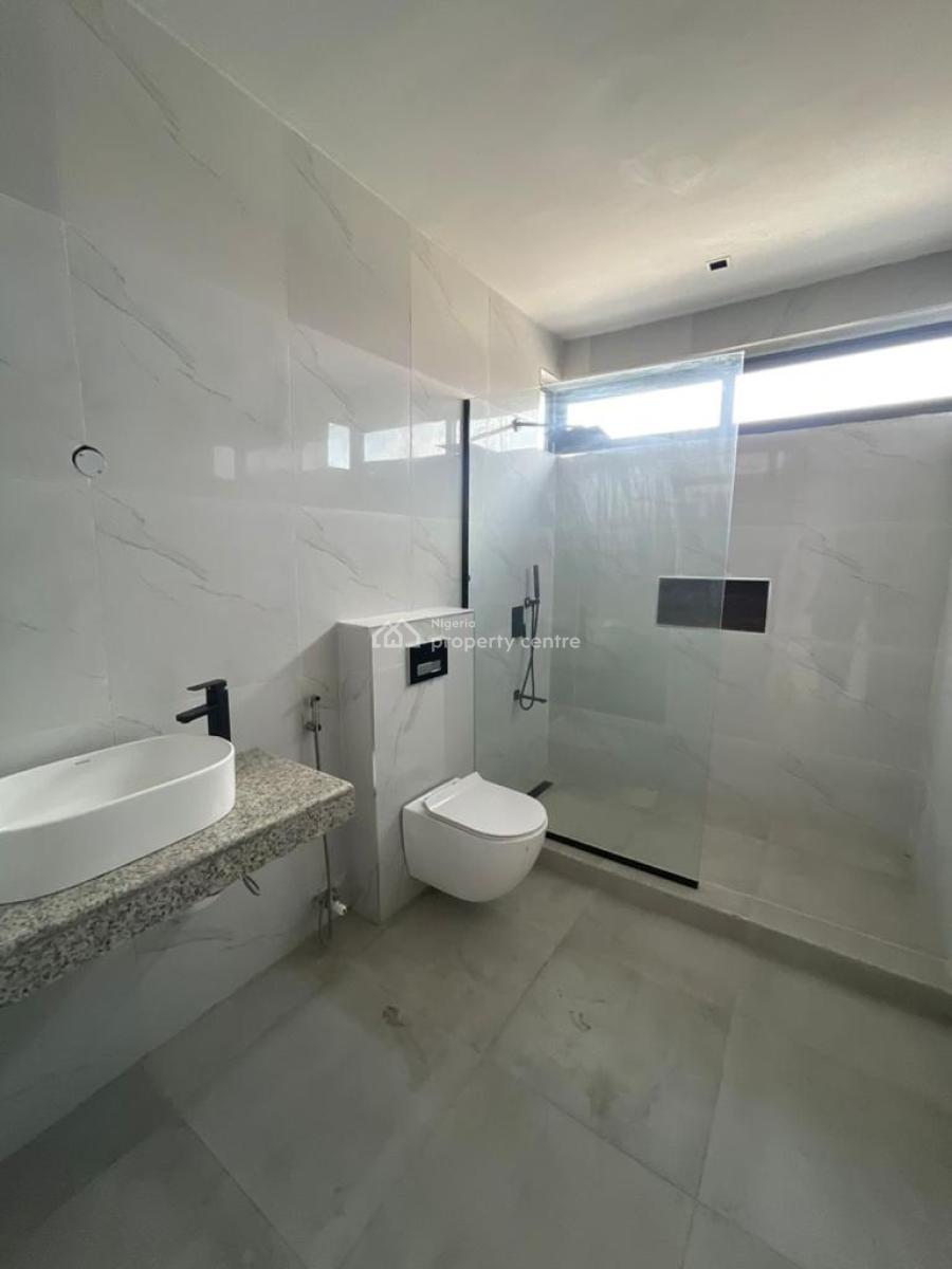 a Lovely & Fully  Serviced 3 Bedroom Apartment with a Room Bq, Lekki Phase 1, Lekki, Lagos, Flat / Apartment for Rent