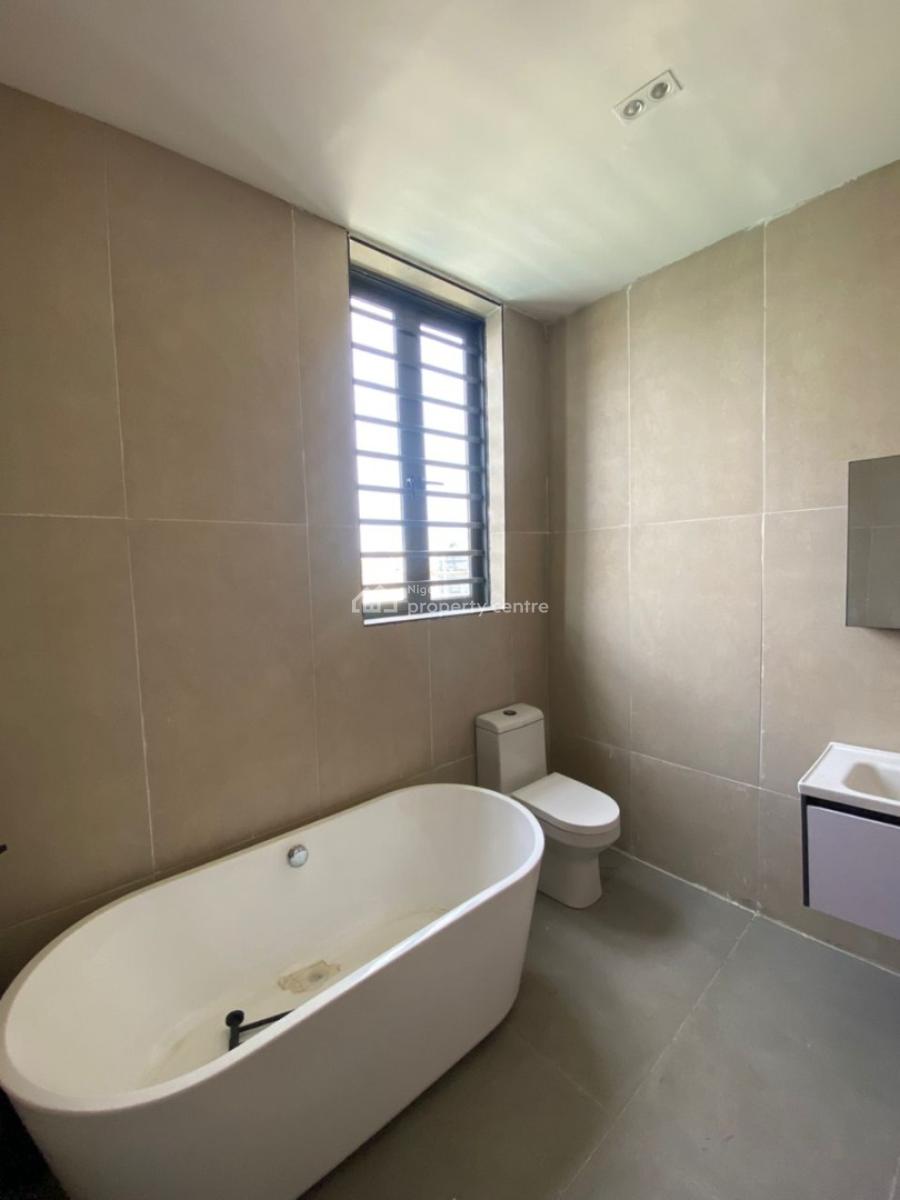 Gorgeous 5 Bedroom Duplex with a Bq, Lekki Phase 1, Lekki, Lagos, House for Sale