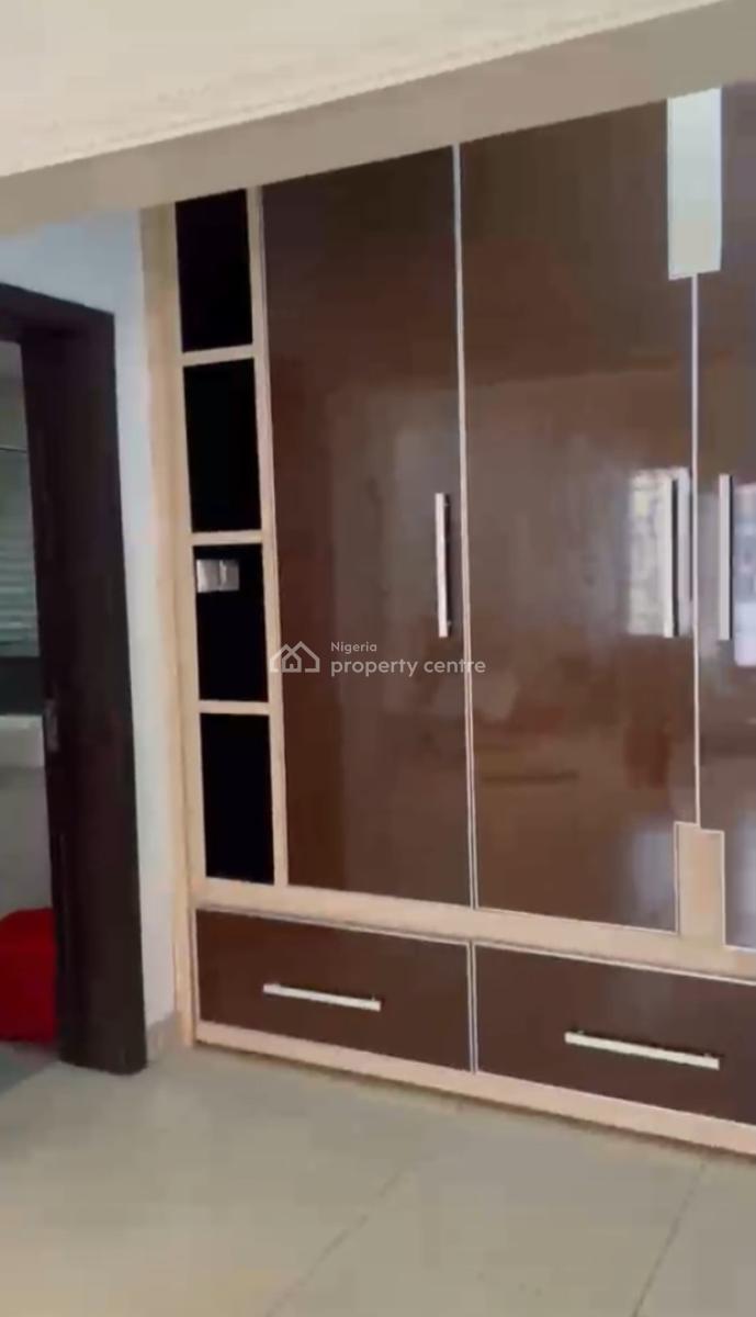 Spacious Luxury 4 Bedrooms Terrace Serviced Duplex House, Chevron Drive, Lekki, Lagos, Terraced Duplex for Rent
