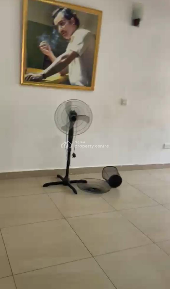 Spacious Luxury 4 Bedrooms Terrace Serviced Duplex House, Chevron Drive, Lekki, Lagos, Terraced Duplex for Rent
