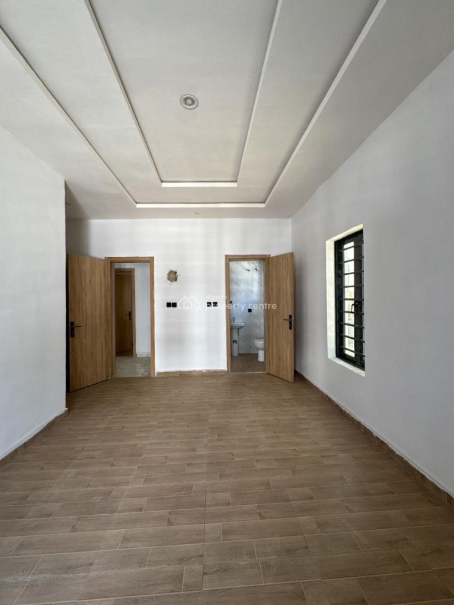 Brand New Luxury 3bedroom Flat Modern Days Finishing, Mobil Road Ilaje, Ajah, Lagos, Flat / Apartment for Rent