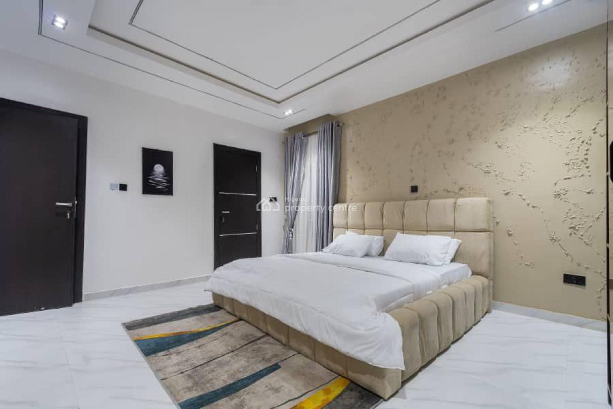 Brand New Luxury 2 Bedroom with Ps5, Pool, Gym & Balconies, Lekki, Lagos, Flat / Apartment Short Let