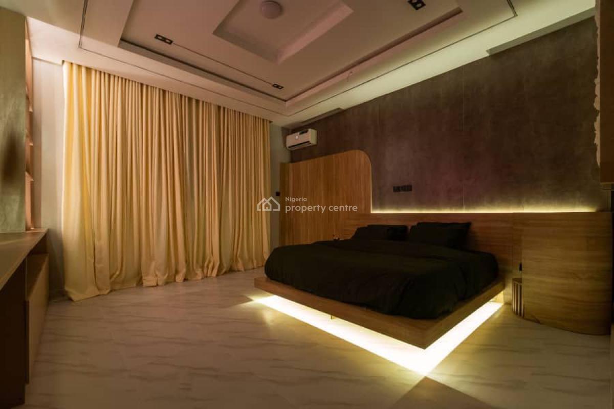 Brand New Luxury 2 Bedroom with Ps5, Pool, Gym & Balconies, Lekki, Lagos, Flat / Apartment Short Let