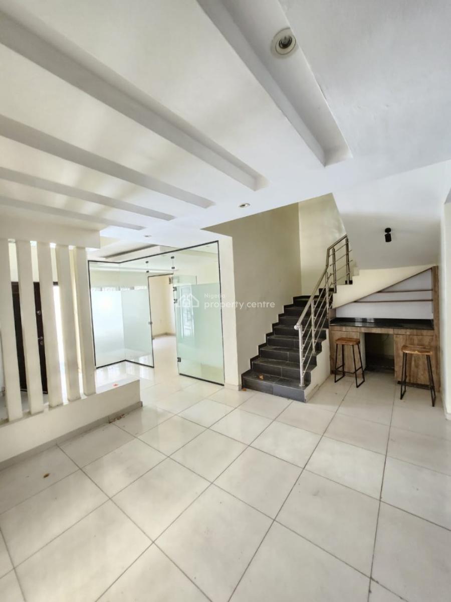 4 Bedroom Duplex, Admiralty Way, Lekki Phase 1, Lekki, Lagos, Terraced Duplex for Rent