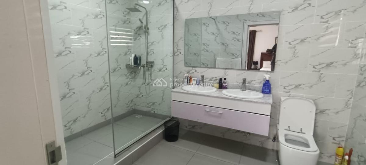 a Fully Furnished & Serviced  3 Bedroom  Apartment  with a Room Bq, Old Ikoyi, Ikoyi, Lagos, Flat / Apartment for Rent
