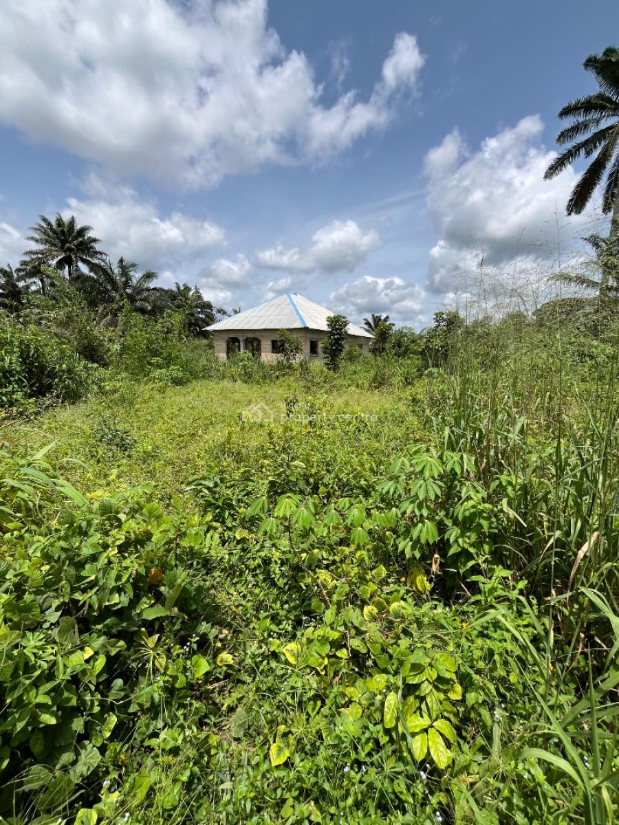 a Parcel of Land, Mbierebe, Uyo, Akwa Ibom, Mixed-use Land for Sale