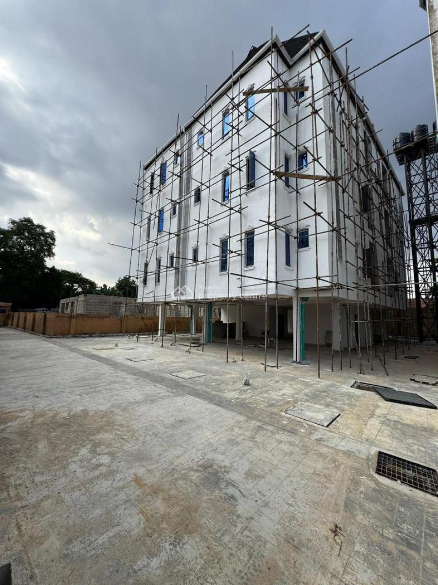 Nicely Built 3 Bedroom Apartment, Yaba, Lagos, Flat / Apartment for Sale
