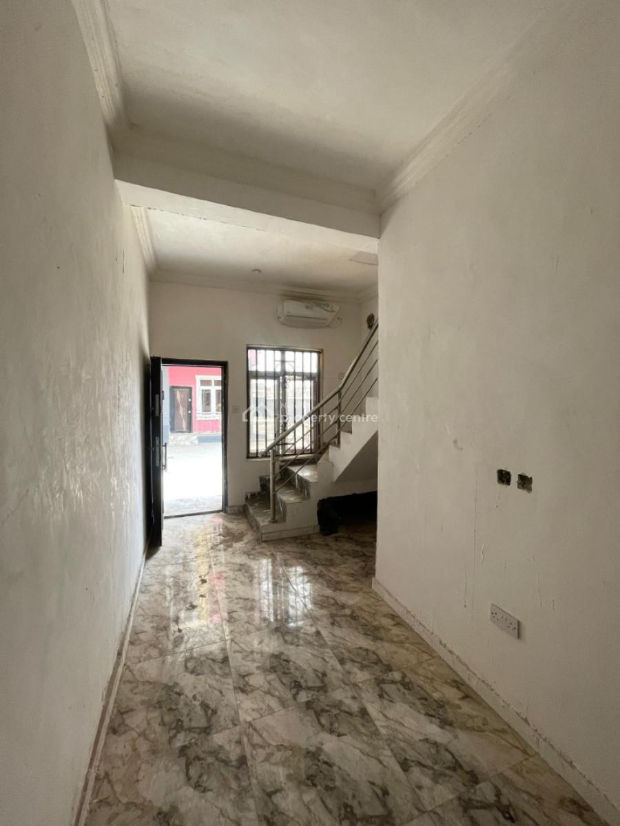 Contemporary  4 Bedroom Terrace Duplex with Bq, Yaba, Lagos, Terraced Duplex for Sale