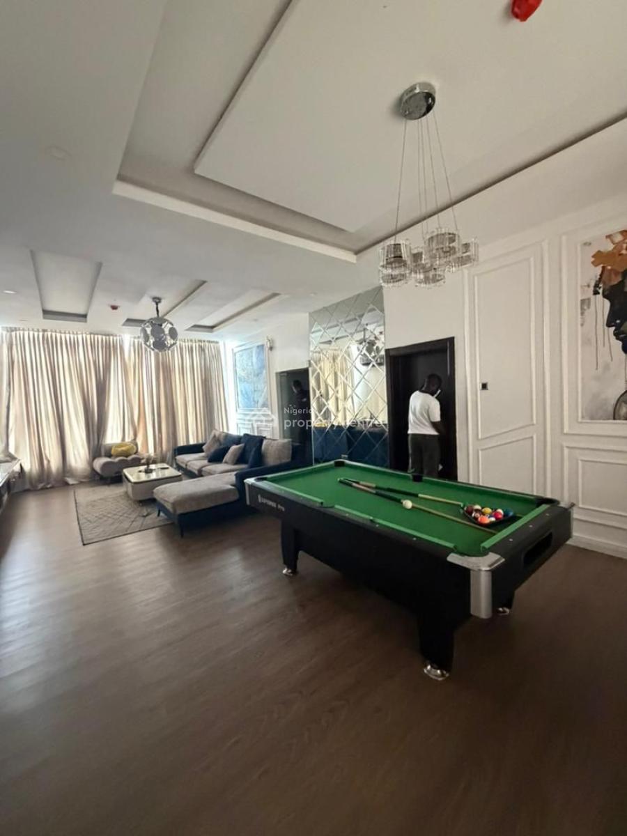 Well Spacious 3 Bedroom Apartment, Lekki Right, Lekki, Lagos, Flat / Apartment for Rent