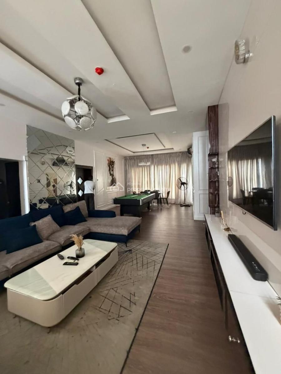 Well Spacious 3 Bedroom Apartment, Lekki Right, Lekki, Lagos, Flat / Apartment for Rent