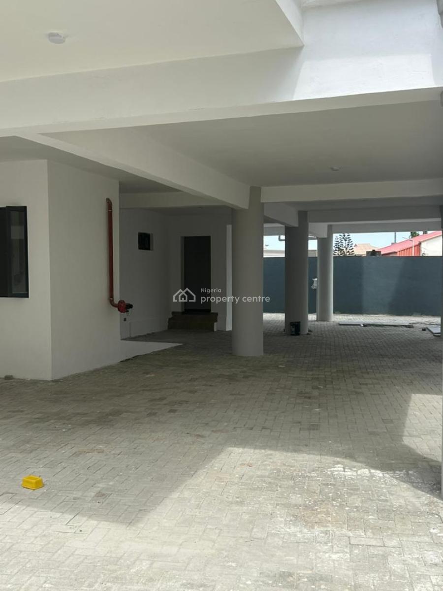 3 Bedroom Apartment with Bq Available, Lekki Phase 1, Lekki, Lagos, Flat / Apartment for Rent