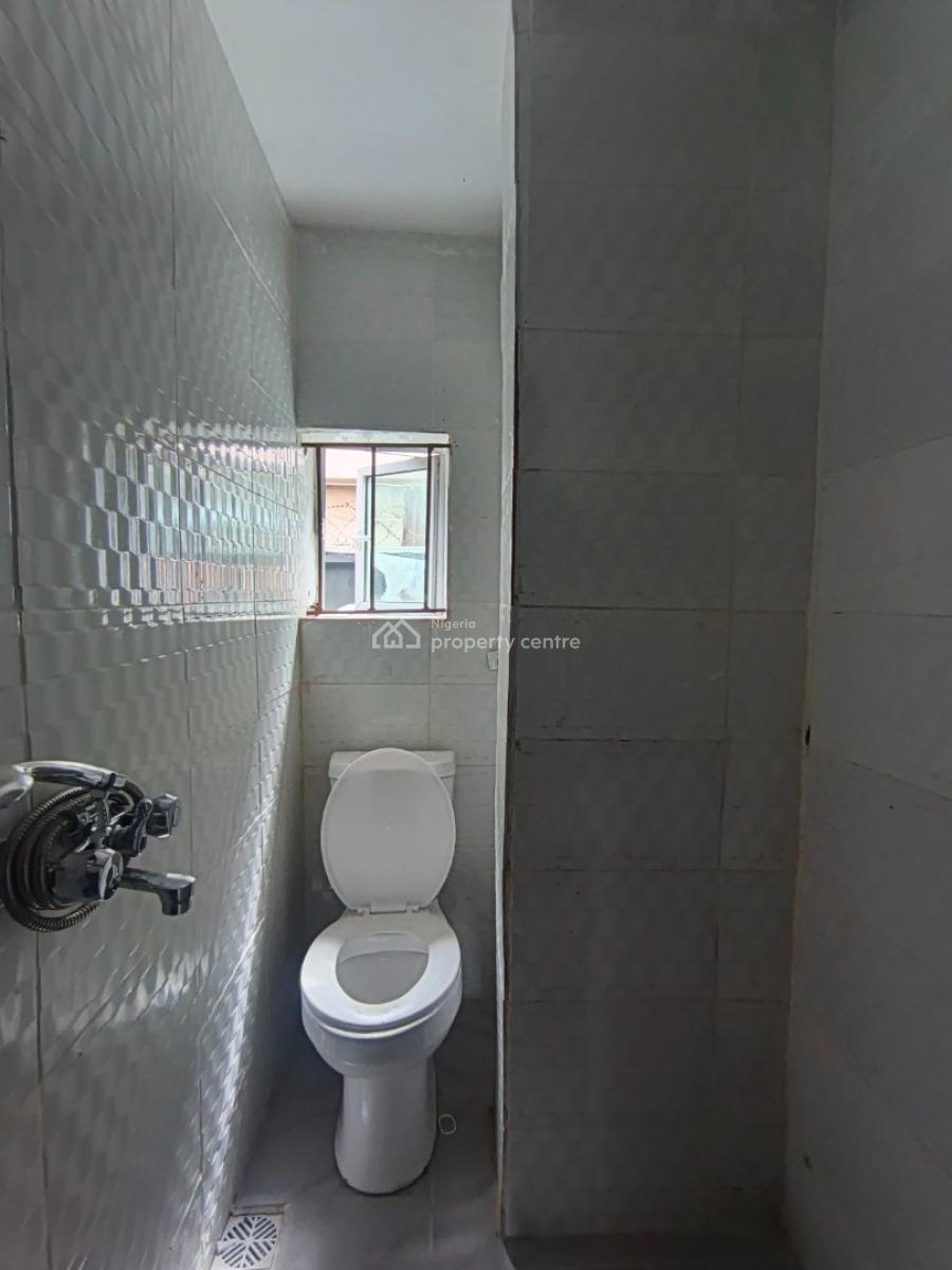 a 2 Bedroom Flat, By Newroad, Igbeofon, Lekki, Lagos, Flat / Apartment for Rent