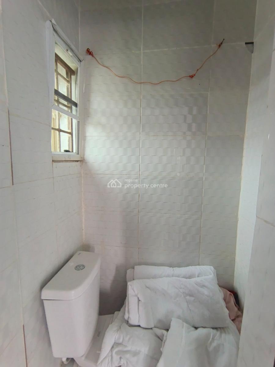 a 2 Bedroom Flat, By Newroad, Igbeofon, Lekki, Lagos, Flat / Apartment for Rent
