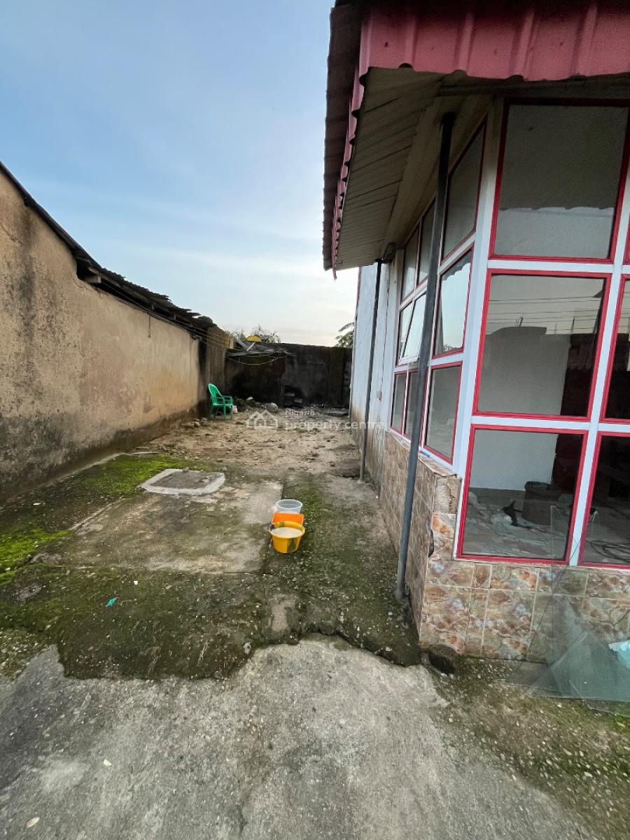 a Standard and Spacious Multipurpose Building, Nkemba Street, Uyo, Akwa Ibom, Plaza / Complex / Mall for Sale