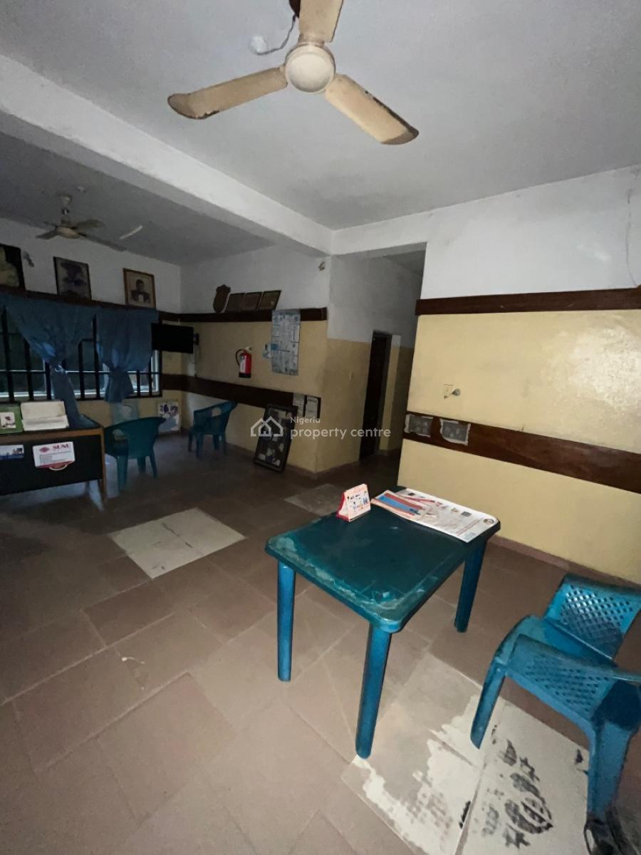 a Standard and Spacious Multipurpose Building, Nkemba Street, Uyo, Akwa Ibom, Plaza / Complex / Mall for Sale