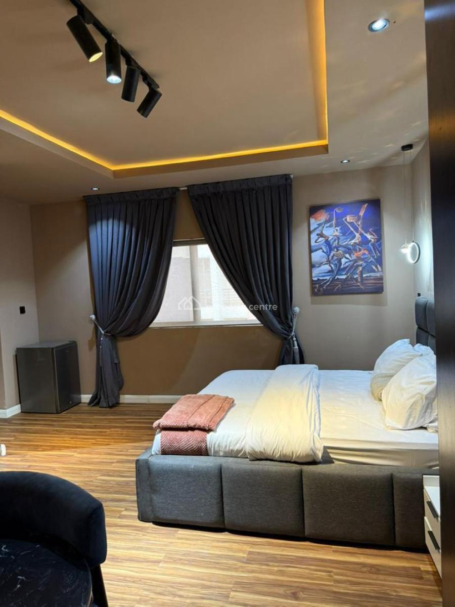 Luxury & Spacious Studio Close to The Beach with Pool and Gym, Ikate, Ikate, Lekki, Lagos, Flat / Apartment Short Let