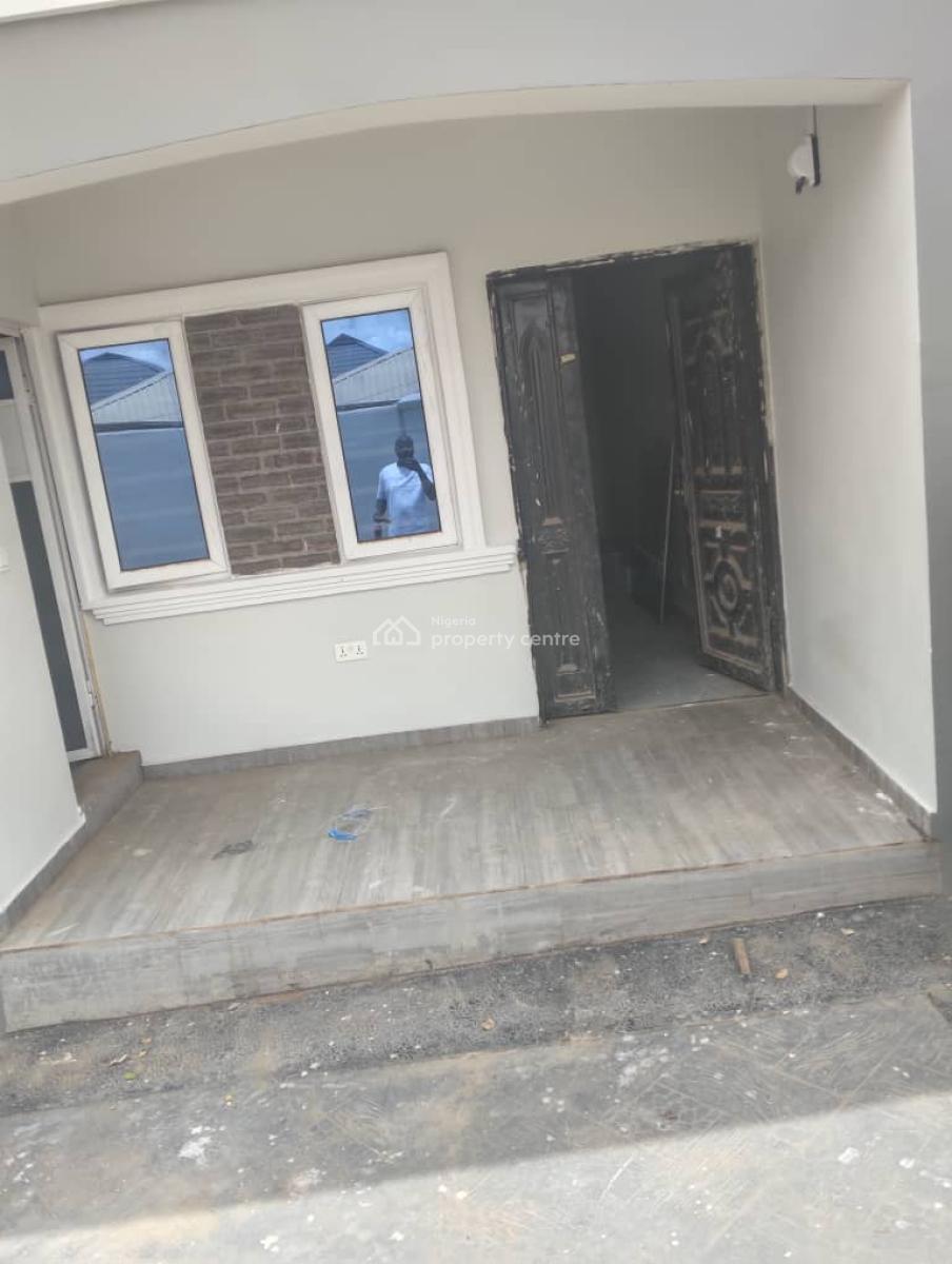 Luxury Room and Parlor Self Contained, Agunfoye Estate, Igbogbo, Ikorodu, Lagos, House for Rent