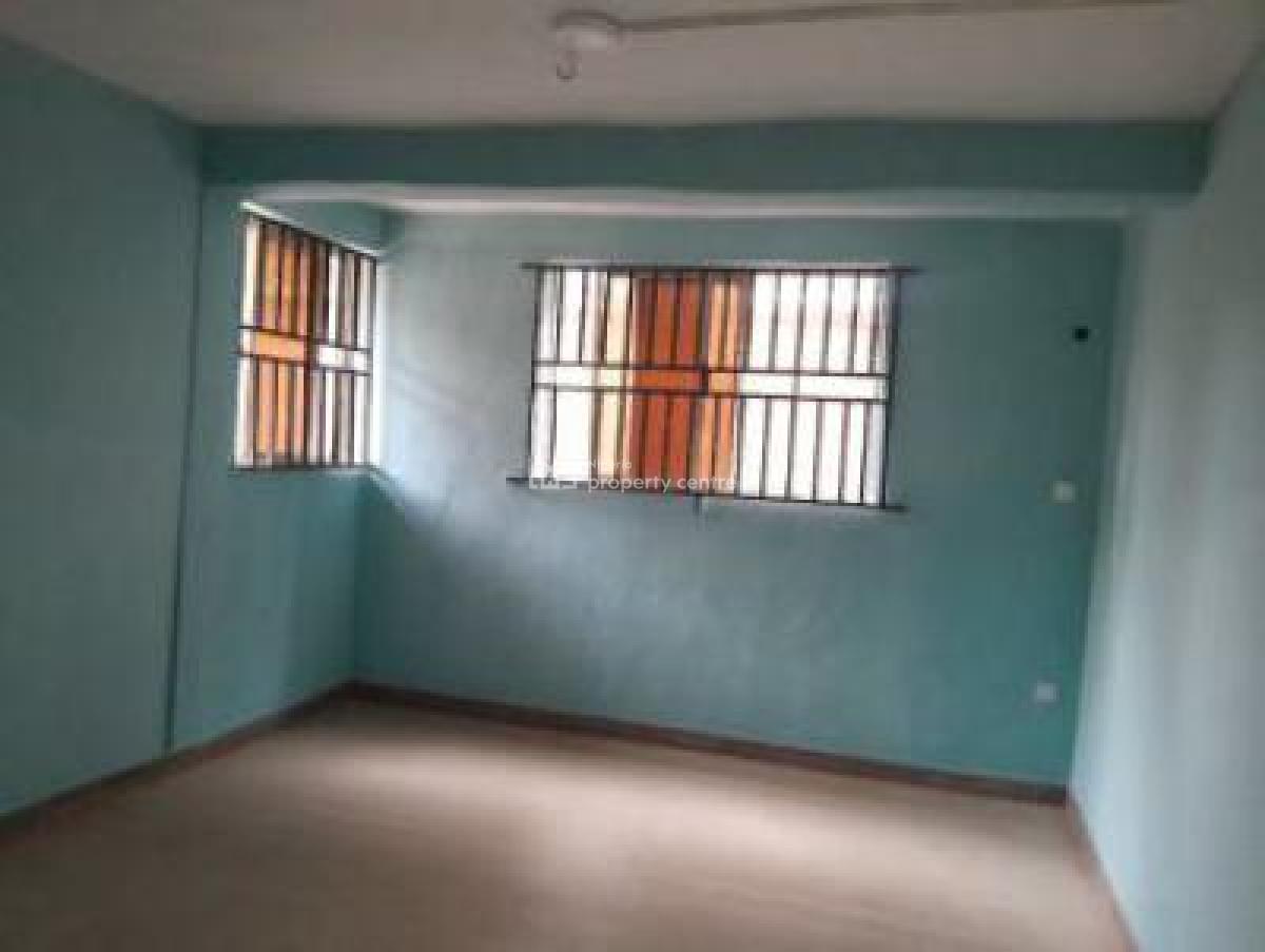 Block of 4 Flats, Off Bolaji Amugbo, Off Pedro,, Palmgrove, Shomolu, Lagos, Block of Flats for Sale
