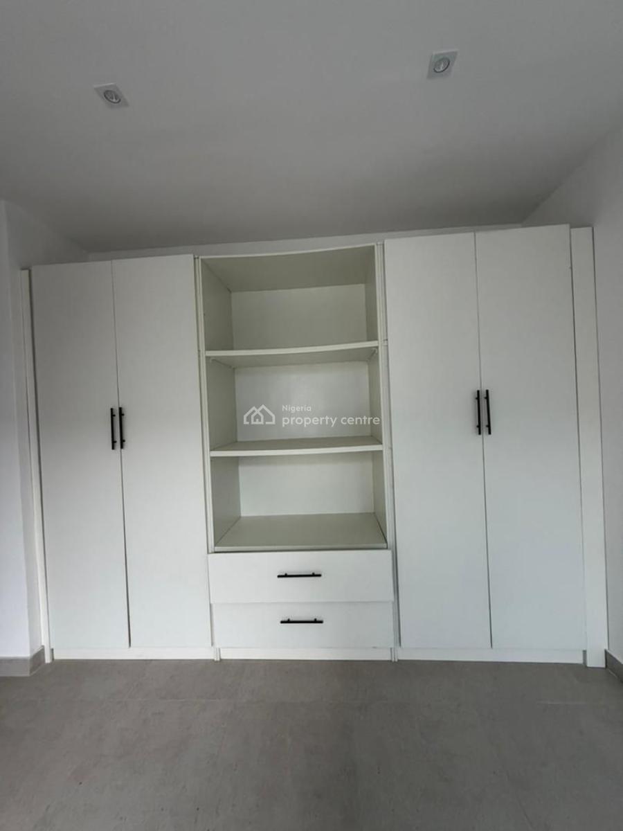 Spacious 3 Bedroom Apartment, Ikate, Lekki, Lagos, Flat / Apartment for Sale
