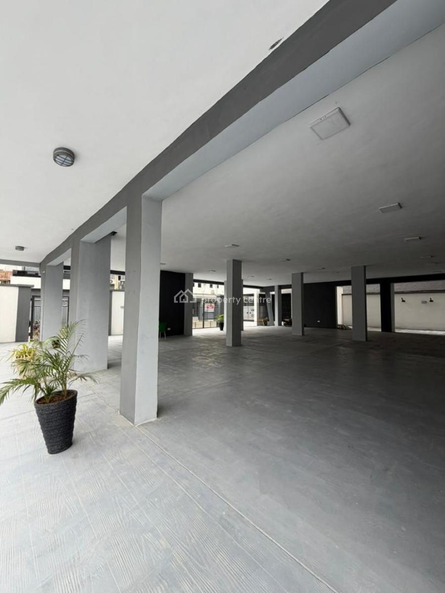 Spacious 4 Bedroom Apartment with Bq, Off Freedomway, Lekki, Lagos, Flat / Apartment for Sale