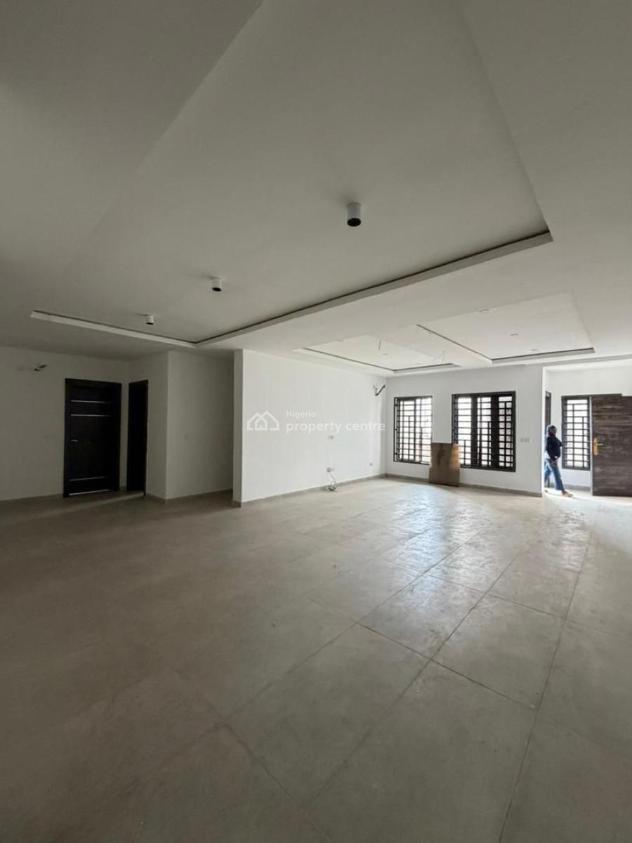 Spacious 4 Bedroom Apartment with Bq, Off Freedomway, Lekki, Lagos, Flat / Apartment for Sale