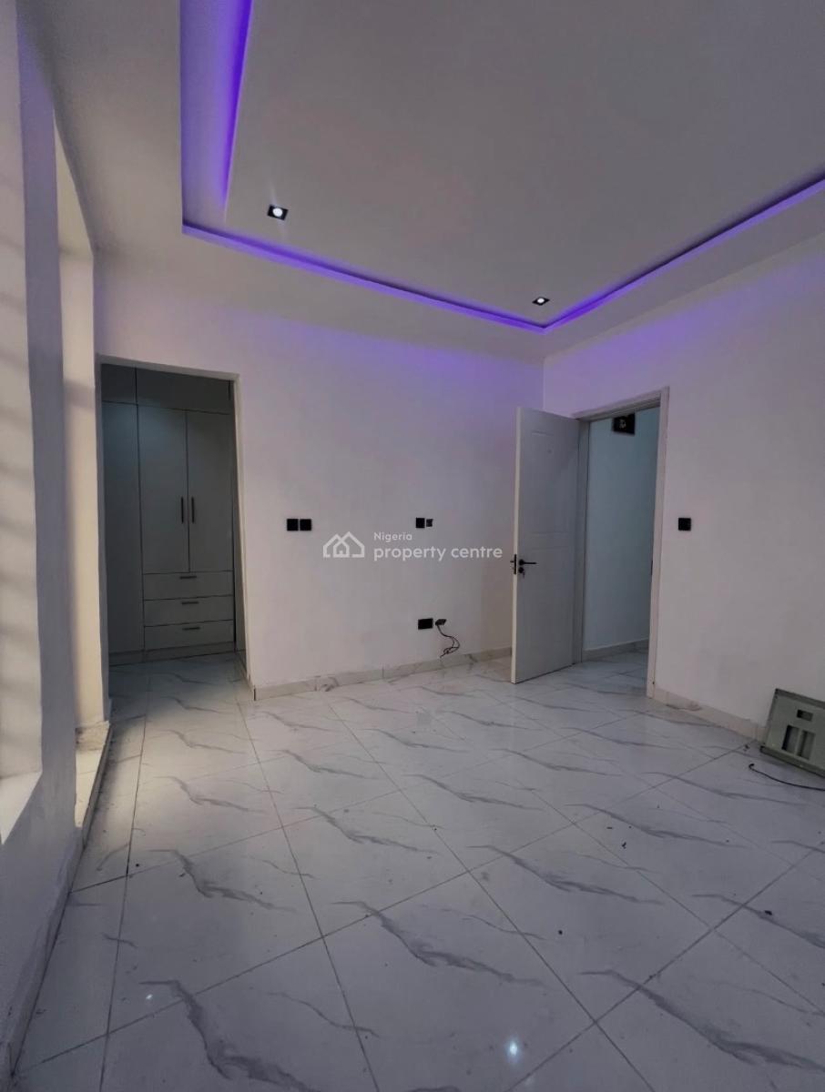 4bedroom Semi Detached Duplex, Ikota, Lekki, Lagos, Semi-detached Duplex for Rent