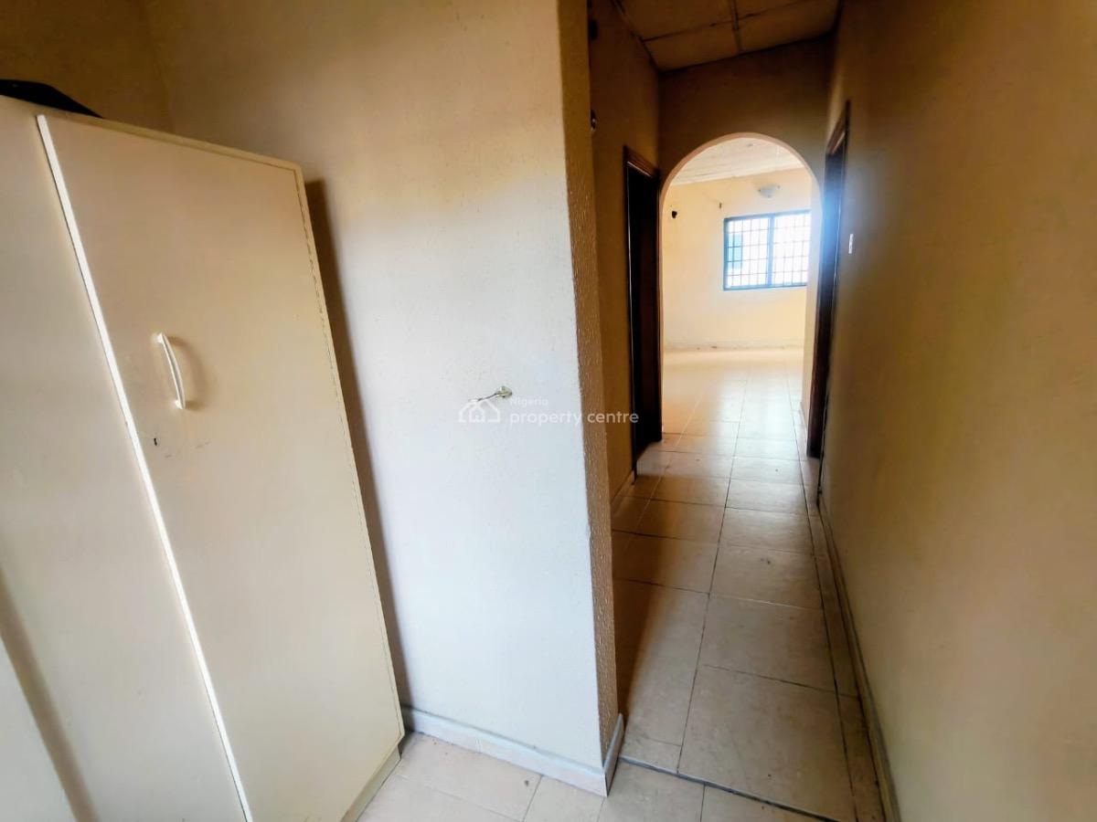 a Spacious Mini Flat, Lekki Phase 1, Lekki, Lagos, Mini Flat (room and Parlour) for Rent