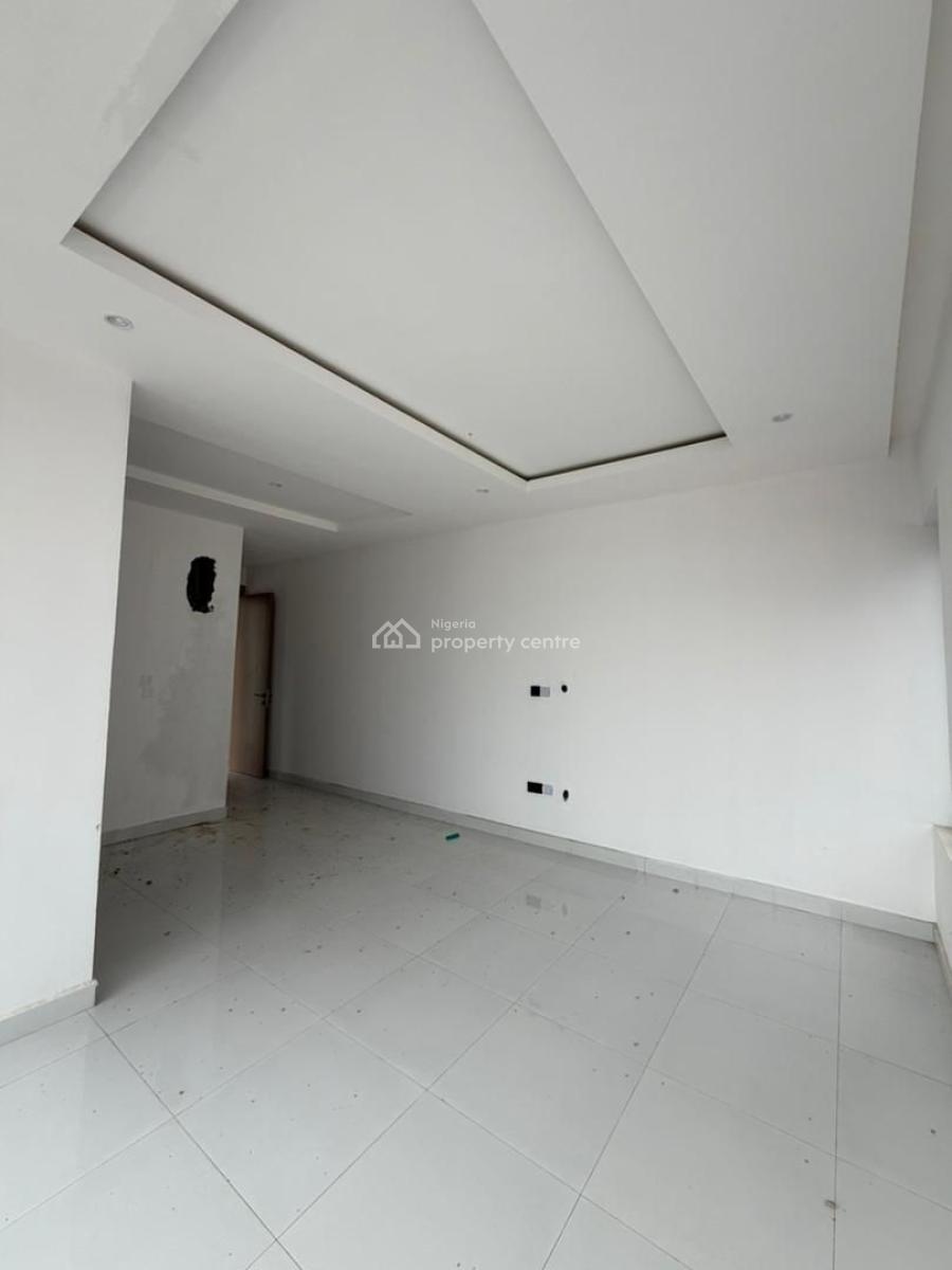 Spacious 3 Bedroom Penthouse with Bq, Off Freedomway, Lekki, Lagos, Flat / Apartment for Sale