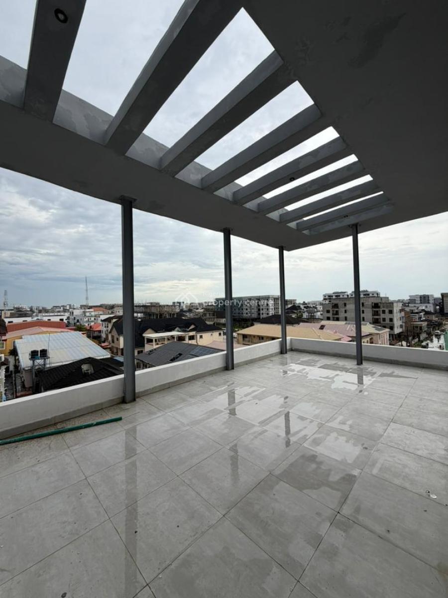 Spacious 3 Bedroom Penthouse with Bq, Off Freedomway, Lekki, Lagos, Flat / Apartment for Sale