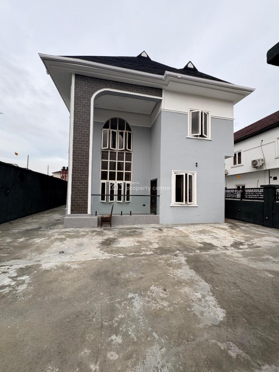Newly Renovated Massive 5 Bedroom Detached Duplex with 2 Room Bq, Lekki Phase 1, Lekki, Lagos, Detached Duplex for Rent