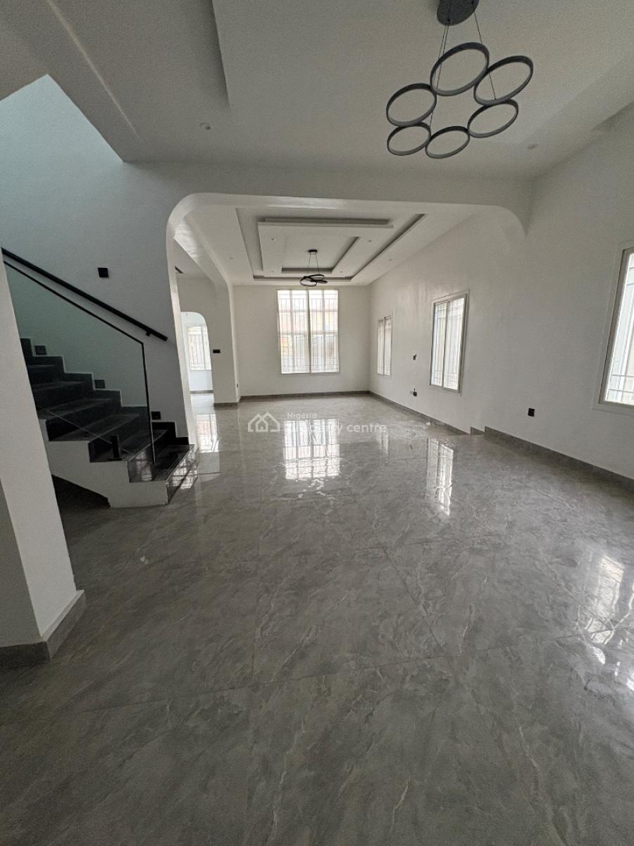 Newly Renovated Massive 5 Bedroom Detached Duplex with 2 Room Bq, Lekki Phase 1, Lekki, Lagos, Detached Duplex for Rent