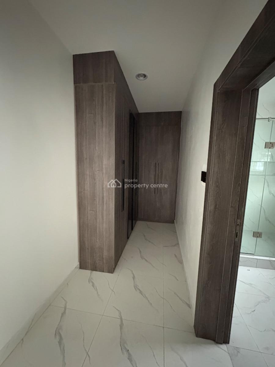Newly Renovated Massive 5 Bedroom Detached Duplex with 2 Room Bq, Lekki Phase 1, Lekki, Lagos, Detached Duplex for Rent