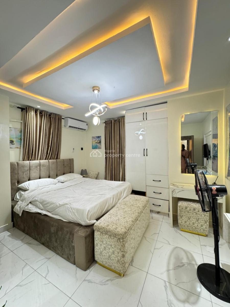 Exquisitely Fully Furnished 3 Bedroom Apartment, Surulere, Lagos, Flat / Apartment for Sale