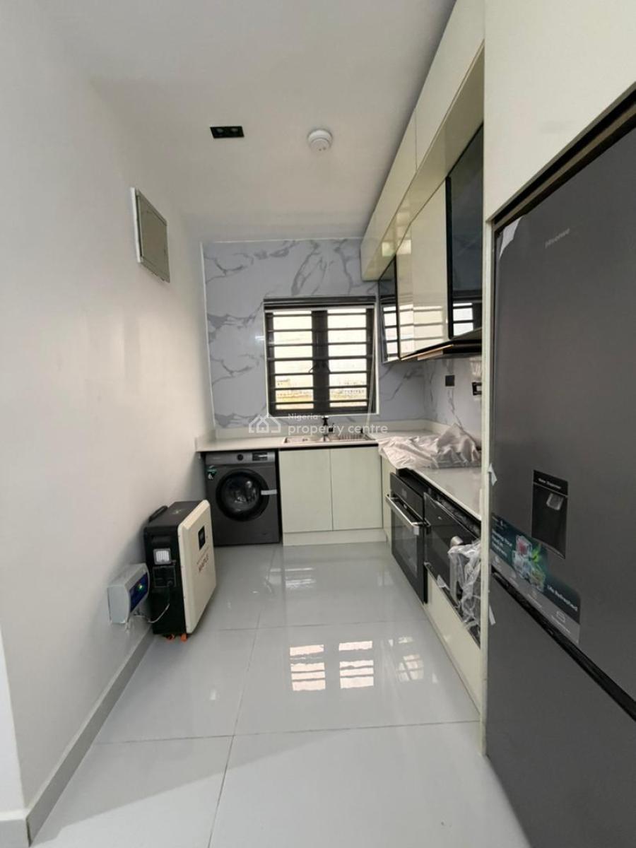 Fully Furnished 2 Bedroom Apartment, Off Freedomway, Lekki, Lagos, Flat / Apartment for Sale