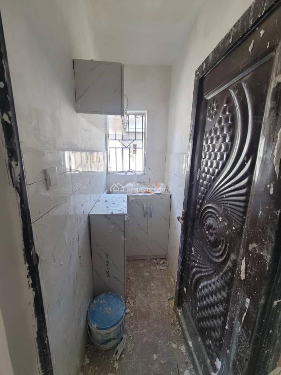 Standing Miniflat, Ikate Lekki Lagos, Ikate, Lekki, Lagos, Mini Flat (room and Parlour) for Rent