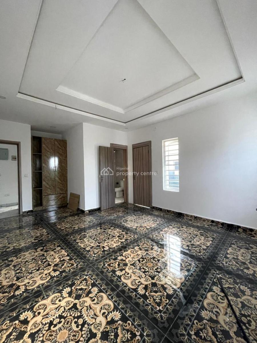 Now Available, Mobil Road Ilaje Ajah, Ilaje, Ajah, Lagos, Flat / Apartment for Rent