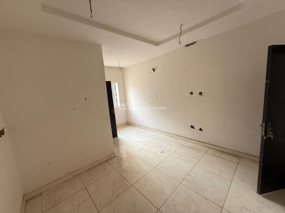 3 Bedrooms Flat, Adgizi Street, Fo1 Layout, Kubwa, Abuja, Flat / Apartment for Sale