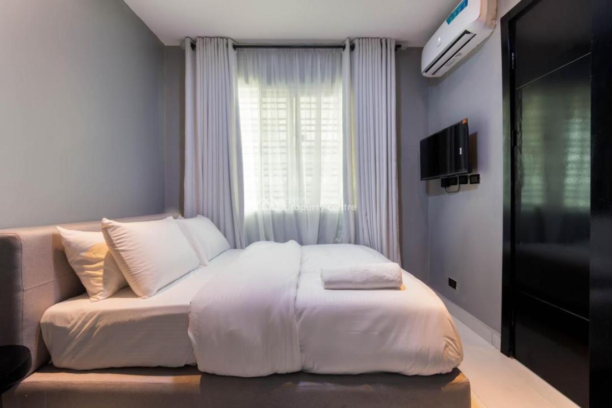 2 Bedroom Fully Furnished Masionette with a Swimming Pool, Lekki Phase 1, Lekki, Lagos, Flat / Apartment for Sale