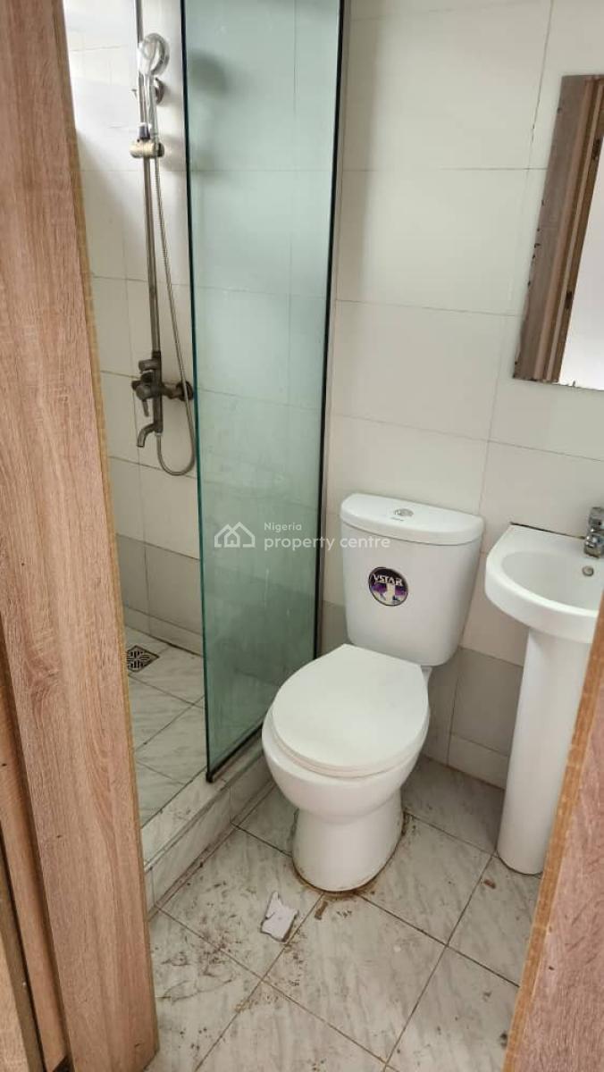 Clean 2 Bedroom Flat, Royal Palmwell Estate, Badore, Ajah, Lagos, Flat / Apartment for Rent