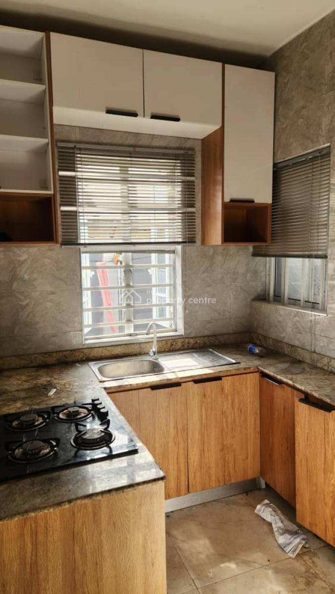 Clean 2 Bedroom Flat, Royal Palmwell Estate, Badore, Ajah, Lagos, Flat / Apartment for Rent