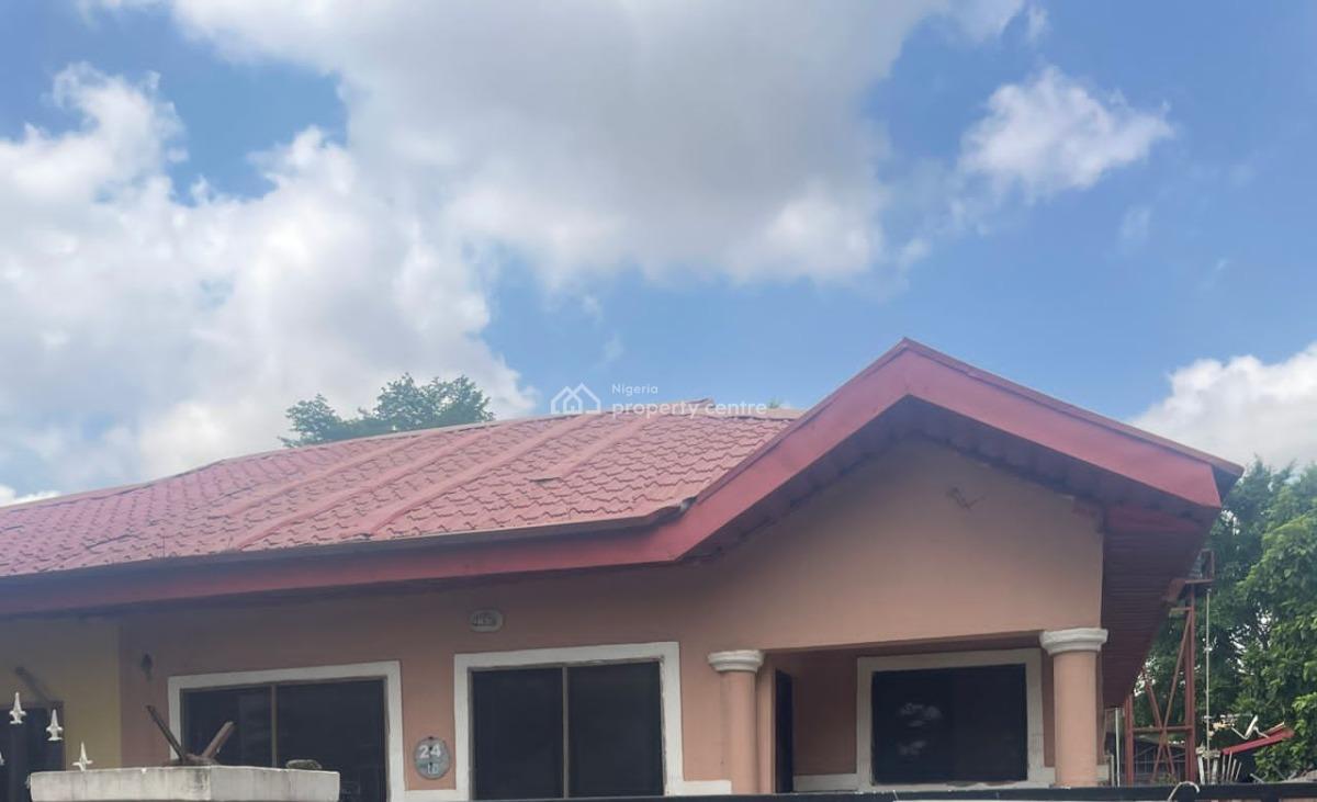 4 Bedrooms, Close, Satellite Town, Ojo, Lagos, Detached Bungalow for Sale