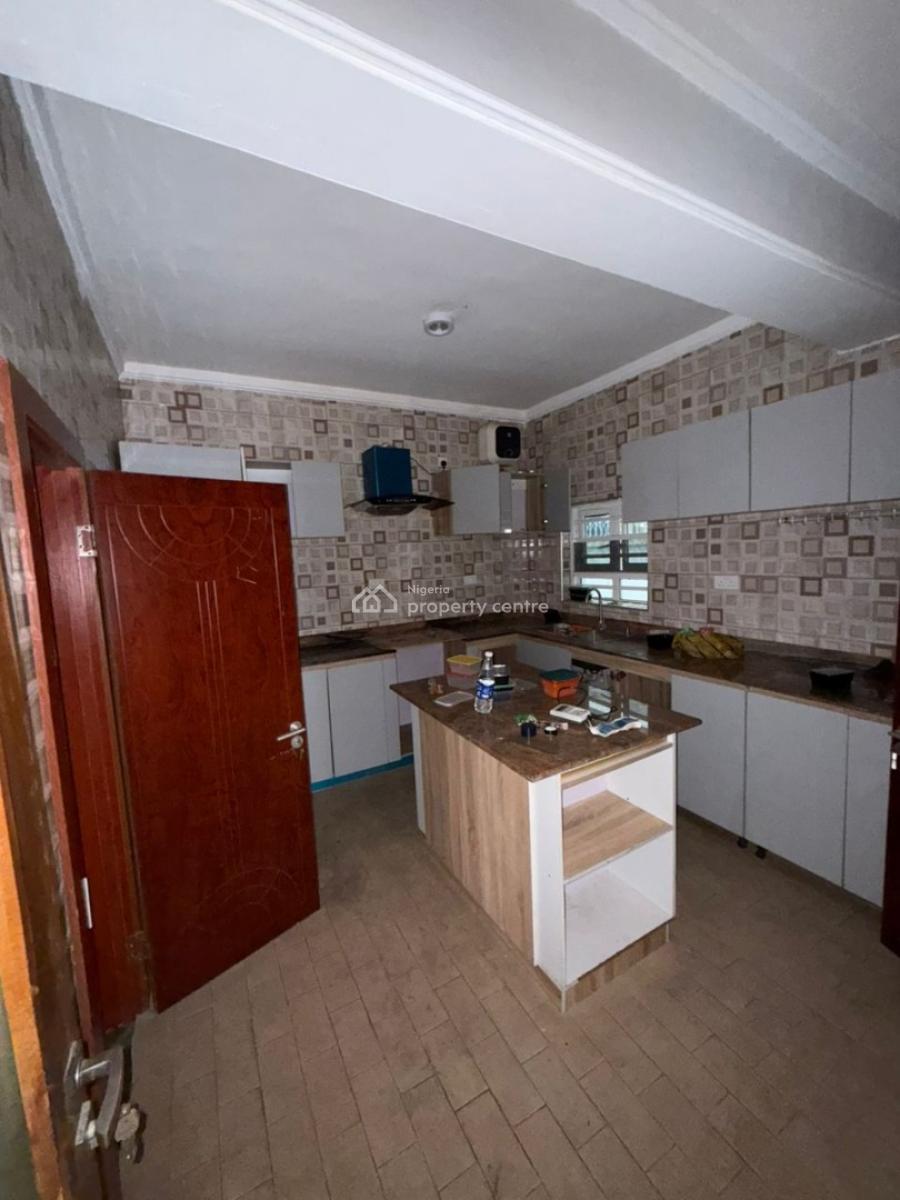 Residential Luxury 5bedroom with Bq Ample Parking Secured Zone, Lekki Phase 1, Lekki, Lagos, Detached Duplex for Rent