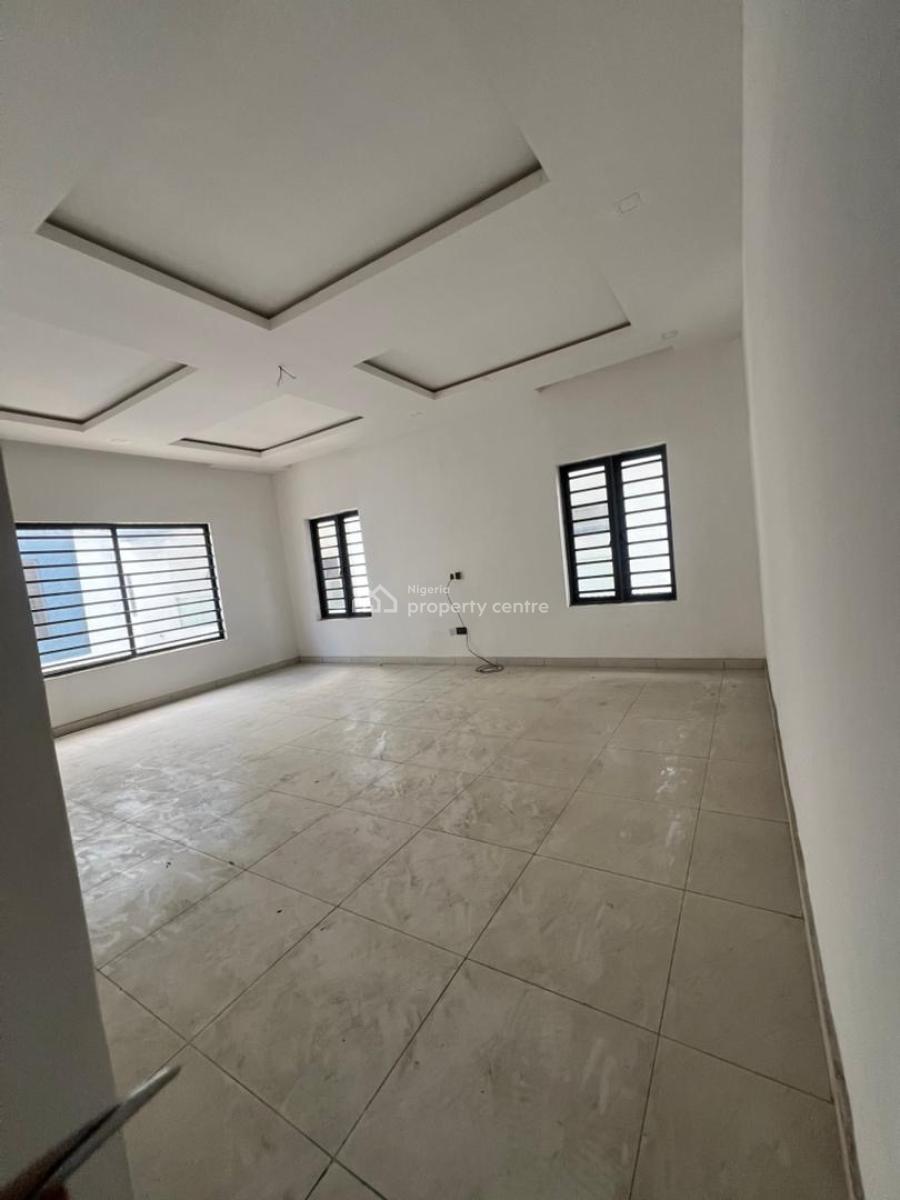 Fully Serviced Spacious Master Bedroom Shared Apartment, Lekki, Lagos, Flat / Apartment for Rent