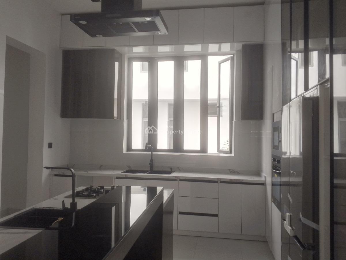 Fully Detached 5 Bedroom Duplex with a Pool, Off Pinnock Beach Road., Osapa, Lekki, Lagos, Detached Duplex for Sale