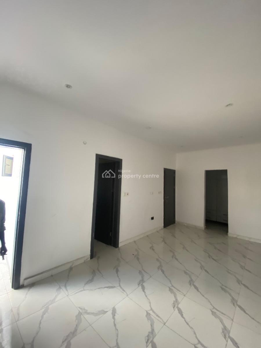 Spacious Two Bedroom Apartment in an Estate with Constant Electricity, Spring Court in an Estate Close to Abraham Adesanya, Ajah, Lagos, Flat / Apartment for Rent
