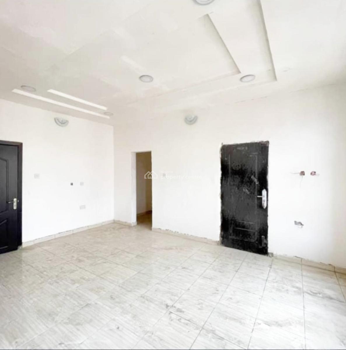 4 Bedroom Terrace Duplex with Bq, Yaba, Lagos, Terraced Duplex for Sale